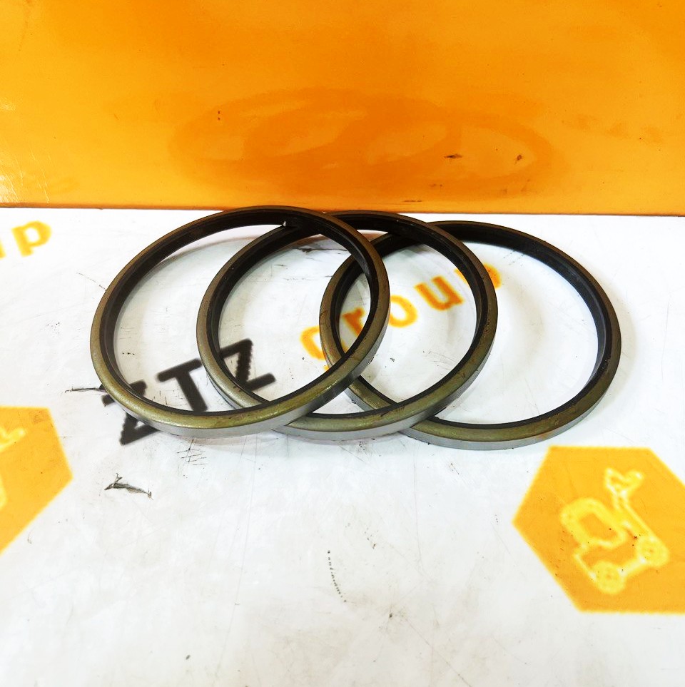 Пыльник втулки 110-125-8