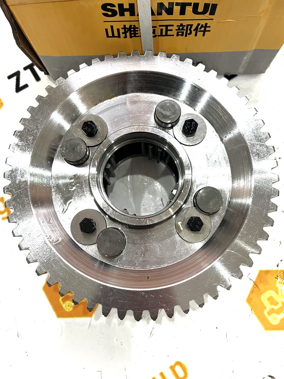Сателит заднего хода КПП (малый) 2