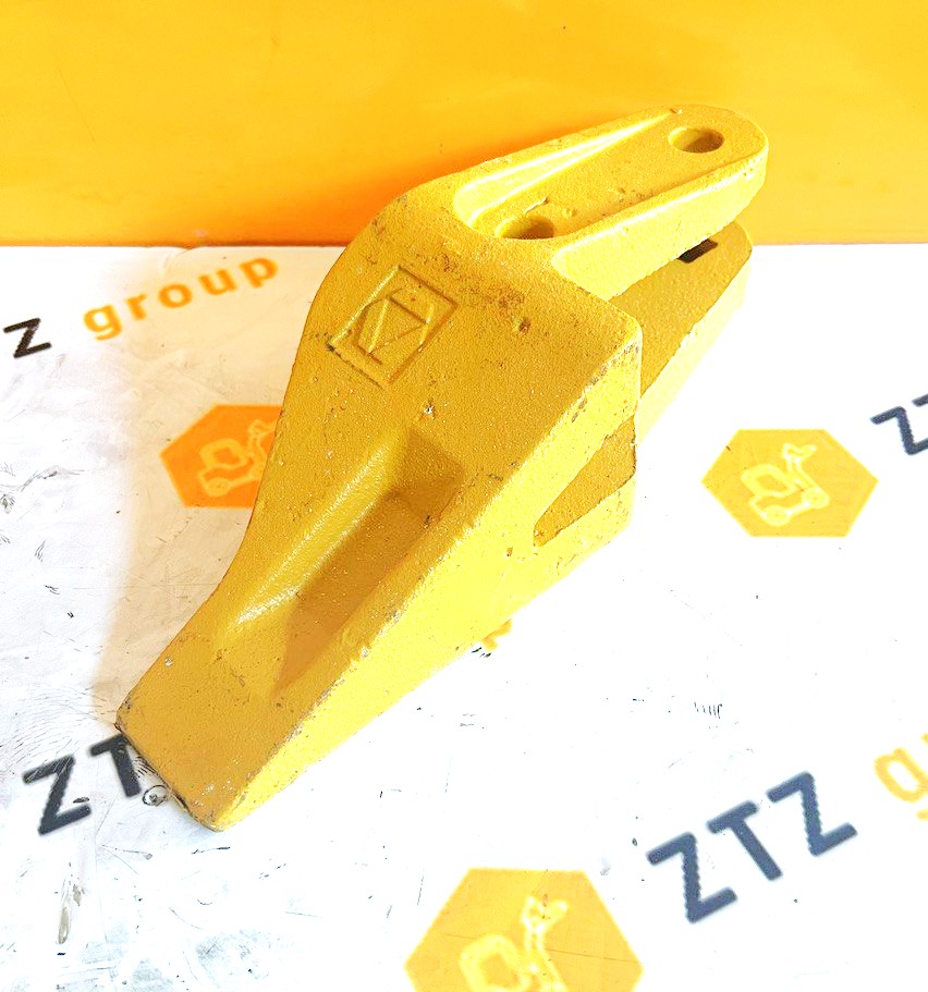 ЗУБ КОВША ЛЕВЫЙ LW300FLW300FN 2