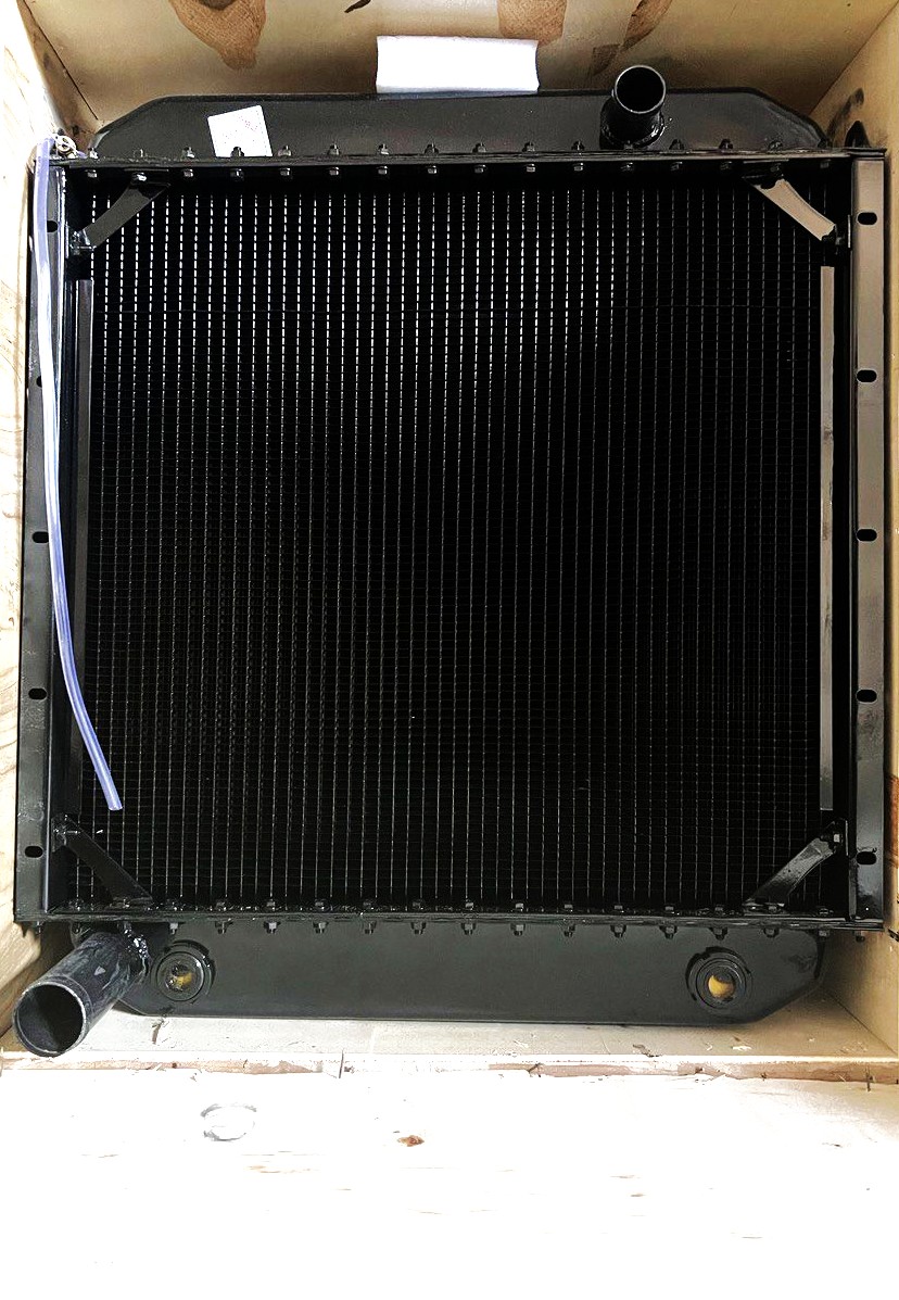 картинка 831 Радиатор водяной XGMA 932-2 20C0243 760-670-45-60 мм от интернет-магазина «ZTZ Group»