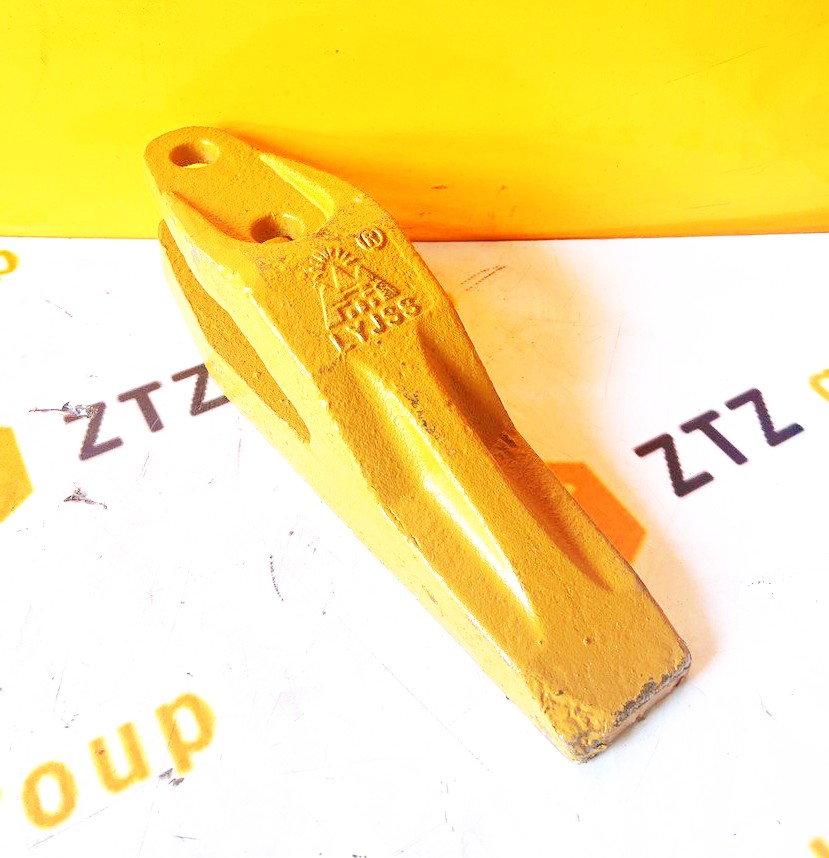 Зуб ковша центральный SDLG 933936 оригинал