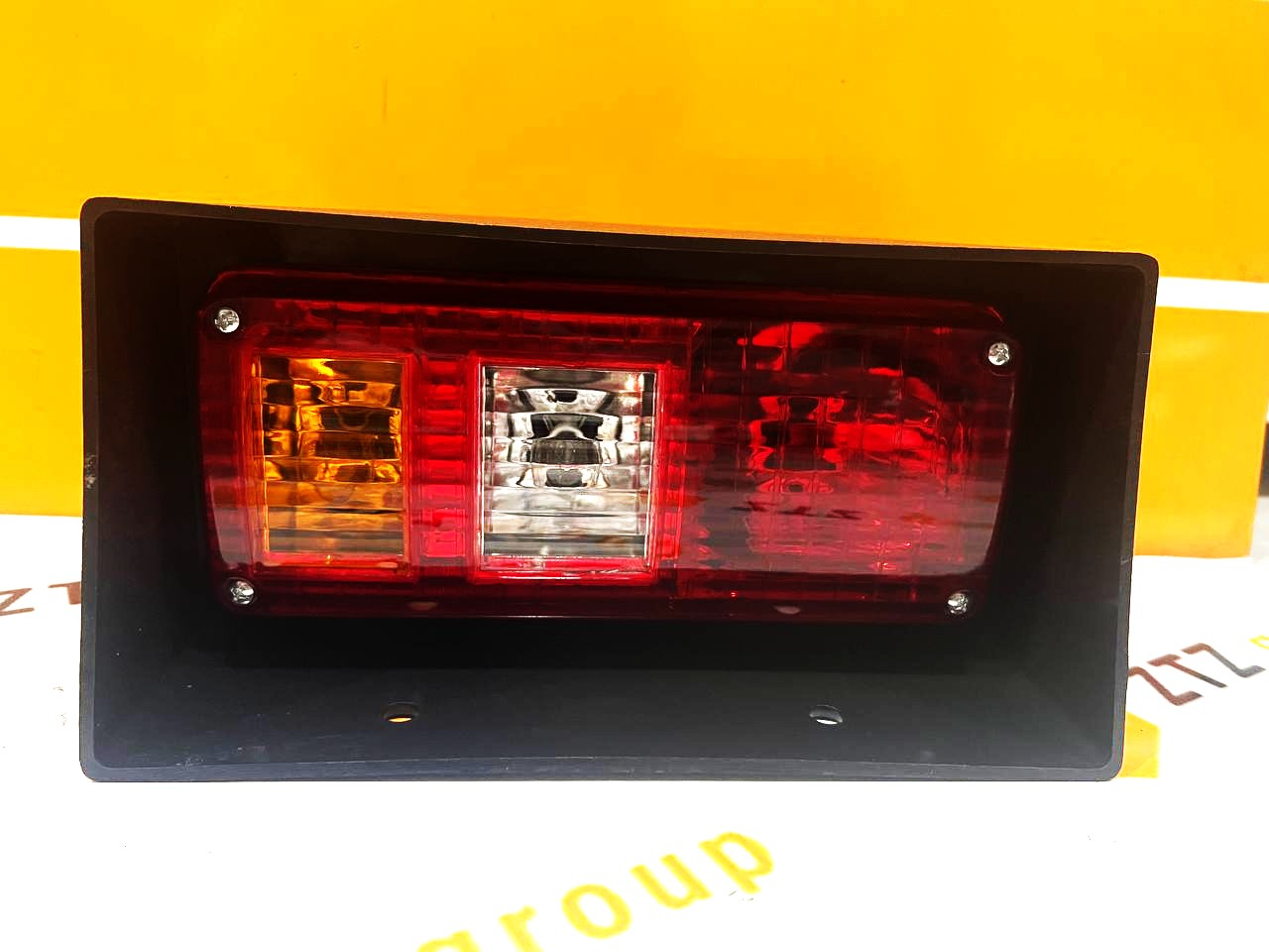 Фара задний HR-F-004 правый