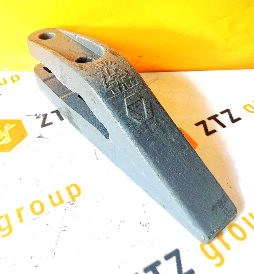 Зуб ковша центральный XCMG LW300F оригинал 2