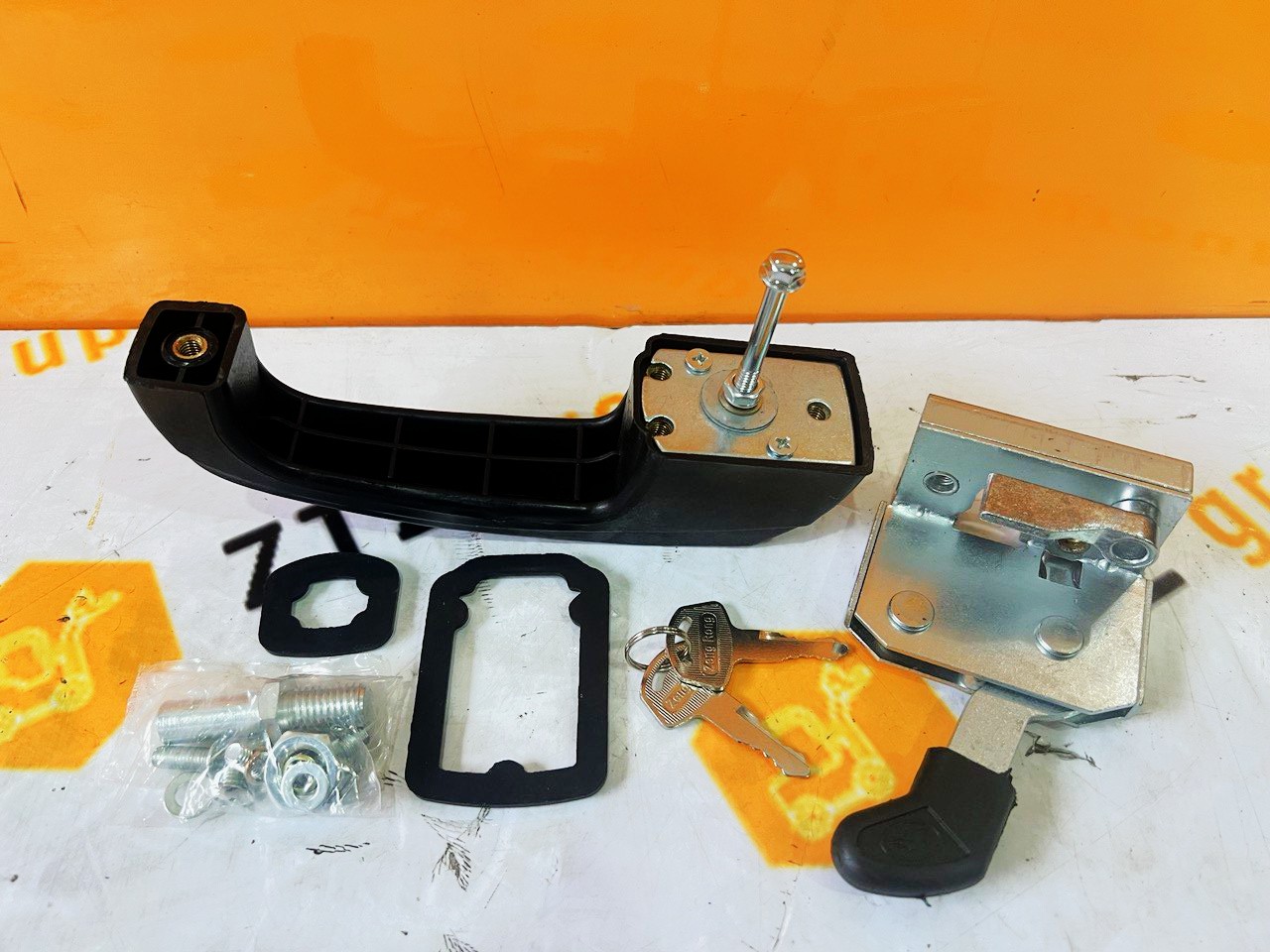 Замок дверной 500FN(500KV) левый 2