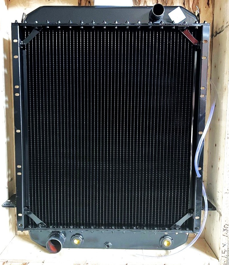 картинка 841 Радиатор водяной XCMG 300KN 760-820-45-65 мм от интернет-магазина «ZTZ Group»